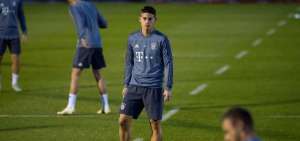 James sufre una rotura de ligamentos en la rodilla izquierda