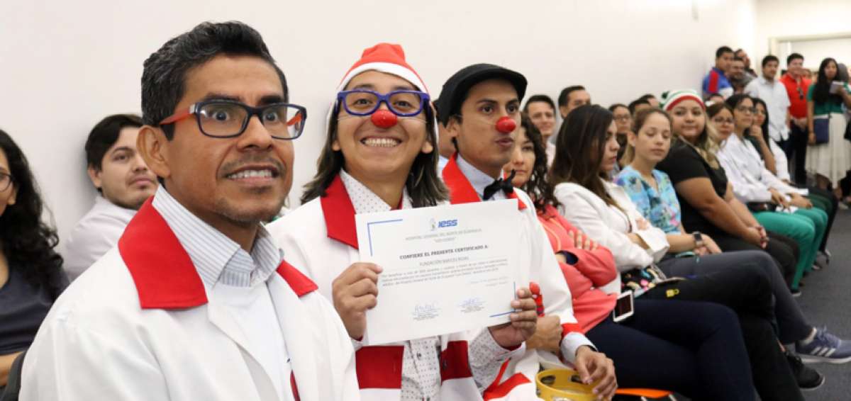 Hospital Los Ceibos renueva convenio con la Fundaci&oacute;n Narices Rojas