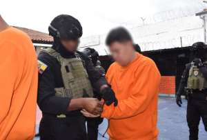 El SNAI confirm&oacute; el traslado de 300 PPL a la c&aacute;rcel de Azuay.