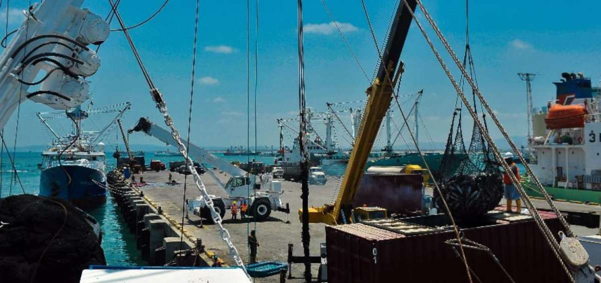 Concesi&oacute;n del Puerto de Manta se posterga por 60 d&iacute;as m&aacute;s