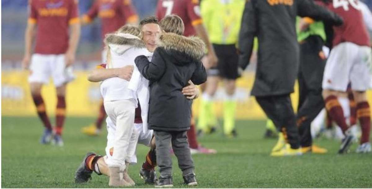 Totti pag&oacute; a la polic&iacute;a para impedir el secuestro de su hijo