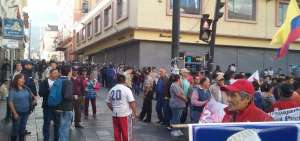 Organizaciones sociales protestan por el precio de la gasolina