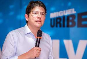 Miguel Uribe Turbay falleció tras permanecer dos meses en cuidados intensivos, víctima de un atentado en Bogotá.