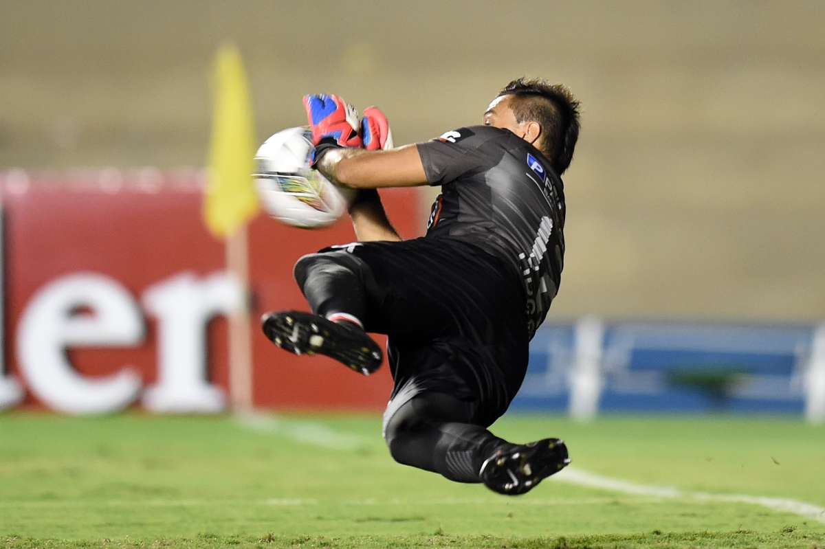 Nuevo horario para partido el partido de Emelec en la Copa
