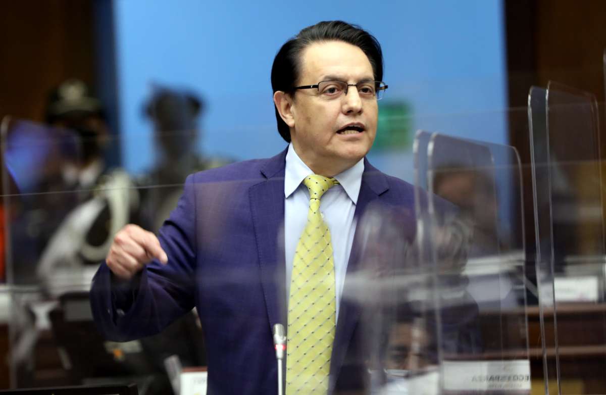 Xavier J. también es investigado por su supuesta participación en el asesinato de Fernando Villavicencio. 