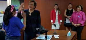Angie Sandoval es nombrada como Presidenta de la @CorteNacional entre sus compa&ntilde;eras en acto simb&oacute;lico, con 14 votos a favor. 