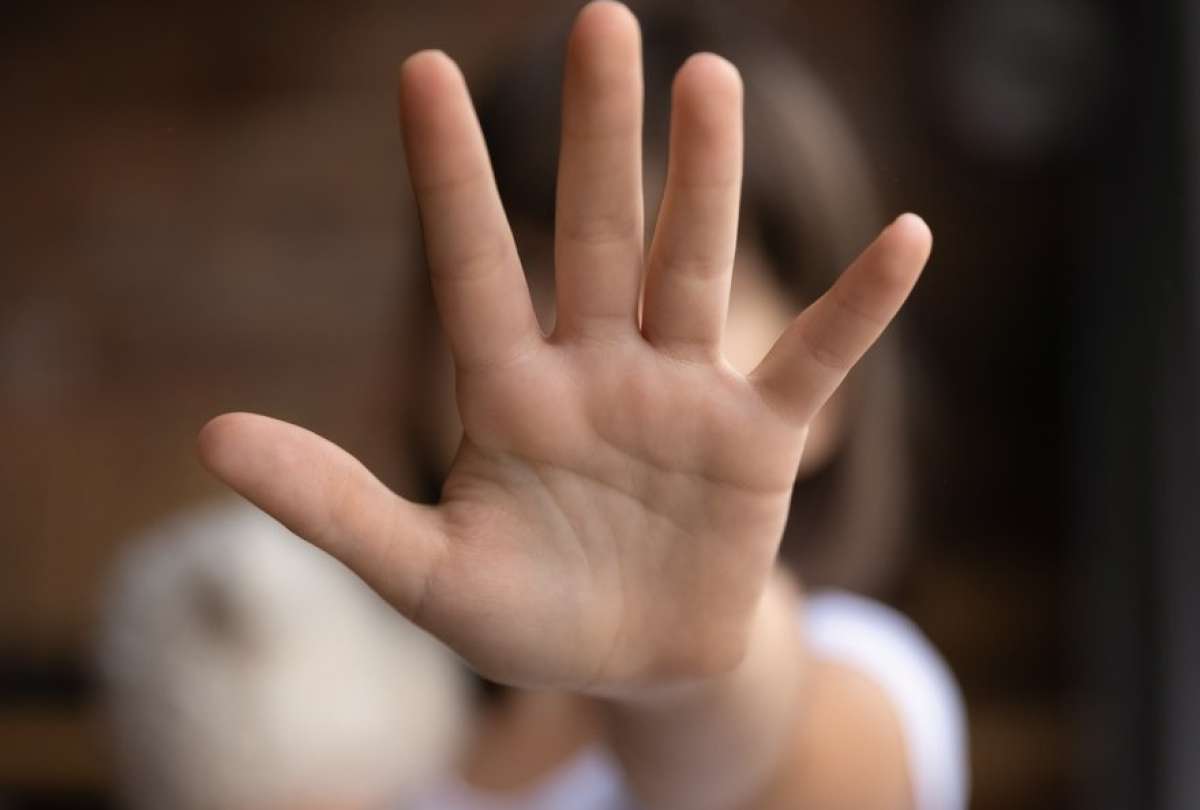 Un menor de cinco años sería la presunta víctima en un este caso de violencia física y psicológica.