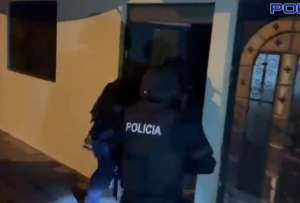 La Policía capturó a nueve antisociales vinculados con ‘Los Lobos’.