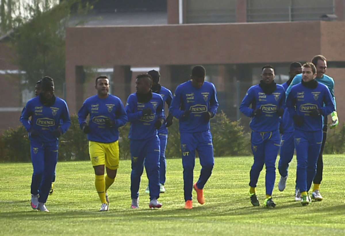 Tricolores entrenaran por la tarde. Foto: AFP