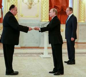 La ceremonia se llev&oacute; a cabo en el Palacio del Kremlin de Mosc&uacute;. Foto: Embajada de Ecuador en Rusia