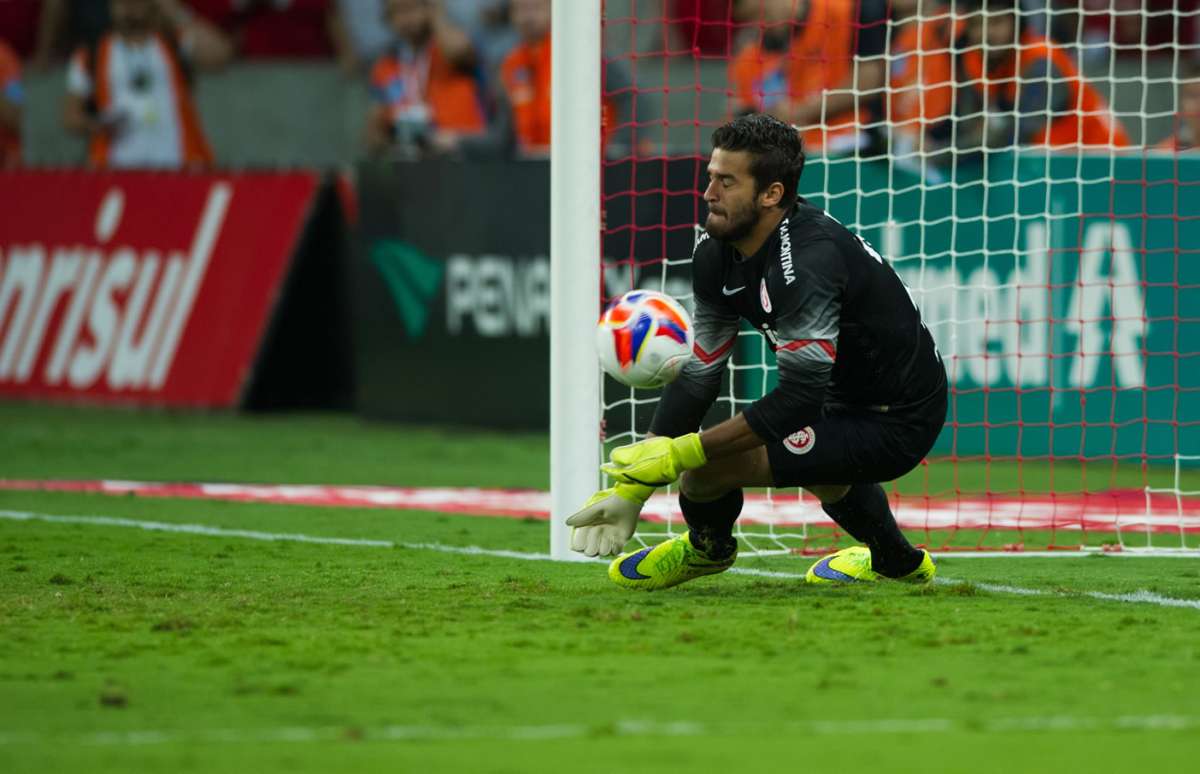 Alisson es una de las figuras del Internacional de Porto Alegre, club en el que se form&oacute; desde las divisiones inferiores. Foto: internet