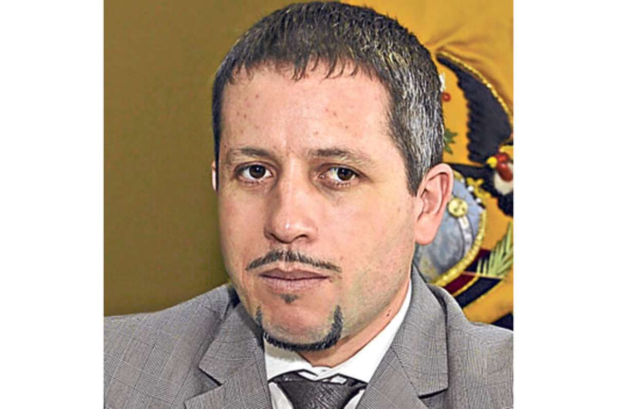 Mateo Villalba apoyar&aacute; proyectos de Senplades