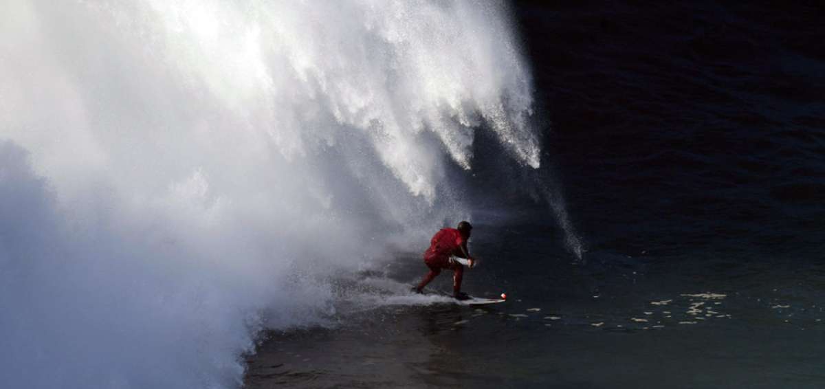 Salvado de la droga por el surf