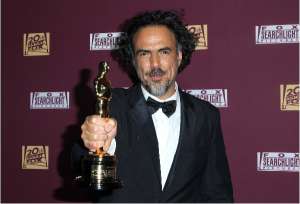 Gonz&aacute;lez In&aacute;rritu gan&oacute; el Oscar a mejor director por Birdman, el pasado domingo. FOTO: AFP