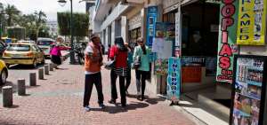 Moradores de calles Montalvo y Bol&iacute;var, muchos de ellos due&ntilde;os de negocios, impulsan el proyecto. Buscan que se habiliten nuevas zonas para colocar r&oacute;tulos.