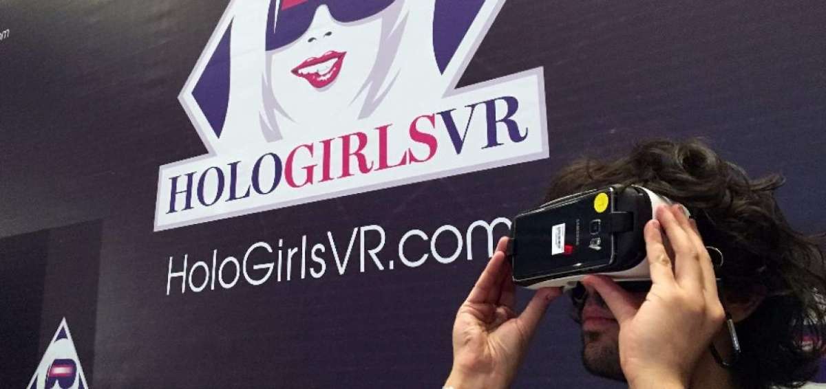 Una productora present&oacute; el Holo Girls Virtual Reality en la feria que se desarrolla en Las Vegas. 