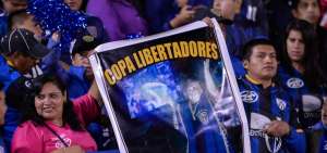 Hinchas del Independiente viajan en bus para el partido del mi&eacute;rcoles