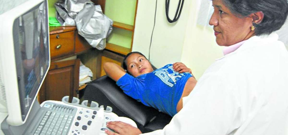 Las mujeres llegan para su chequeo m&eacute;dico desde diferentes comunidades localizadas en los cantones de Gualaquiza y San Juan Bosco.