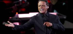 En esta gira el cantante mexicano cancel&oacute; los conciertos de Acapulco; de Hermosillo, en 2018, y de Guayaquil, en marzo de 2019.       