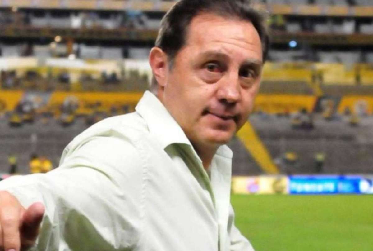 Aguinaga cuestiona el fracaso de Ecuador en el Mundial 2026 