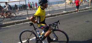 Guam&aacute; abandon&oacute; la prueba de ciclismo en ruta en el Km 100
