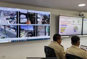 Este tipo de salas están instaladas a escala nacional y están conectadas con el sistema de cámaras de videovigilancia del ECU-911 lo que permitirá acciones inmediatas.