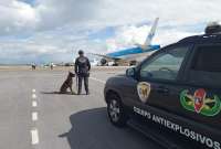 Reportan sosprecha de artefacto explosivo en el Aeropuerto Mariscal Sucre, en Quito