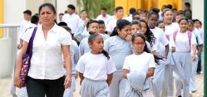 Gobierno edifica las bases para una mejor educaci&oacute;n