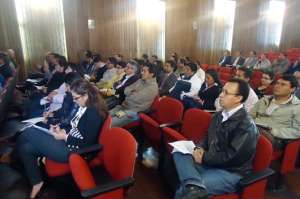 Los t&eacute;cnicos de Planificaci&oacute;n, Obras P&uacute;blicas, financieros y s&iacute;ndicos de los 30 cabildos asistieron a la capacitaci&oacute;n. All&iacute; despejaron dudas sobre el Cootad y PDOT. Foto: Elizabet Maggi│El Tel&eacute;grafo