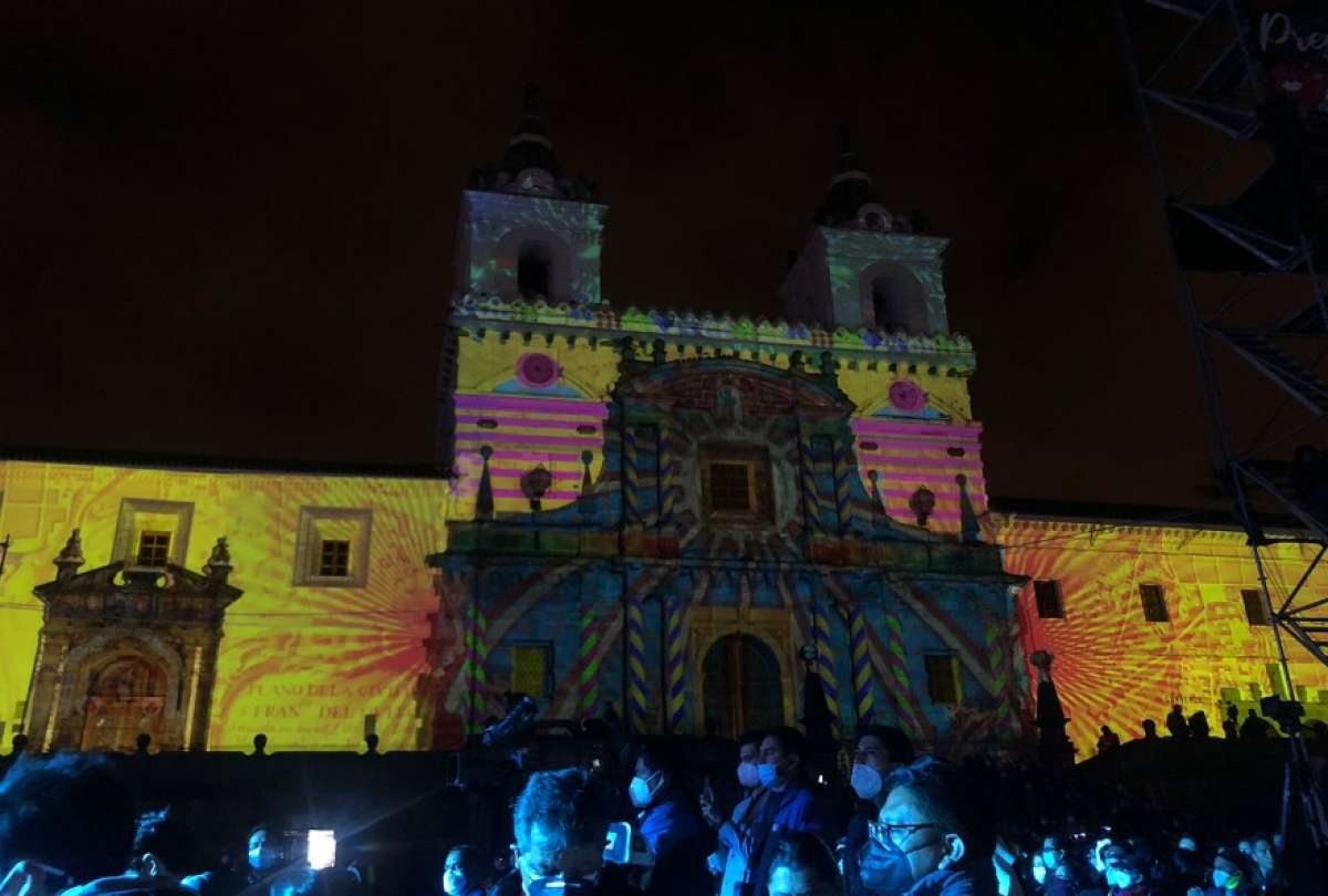 El preg&oacute;n de inicio de fiestas fue con aforo lleno