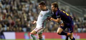 Momento en que Sergi Roberto derrib&oacute; a Iago Aspas y fue expulsado.