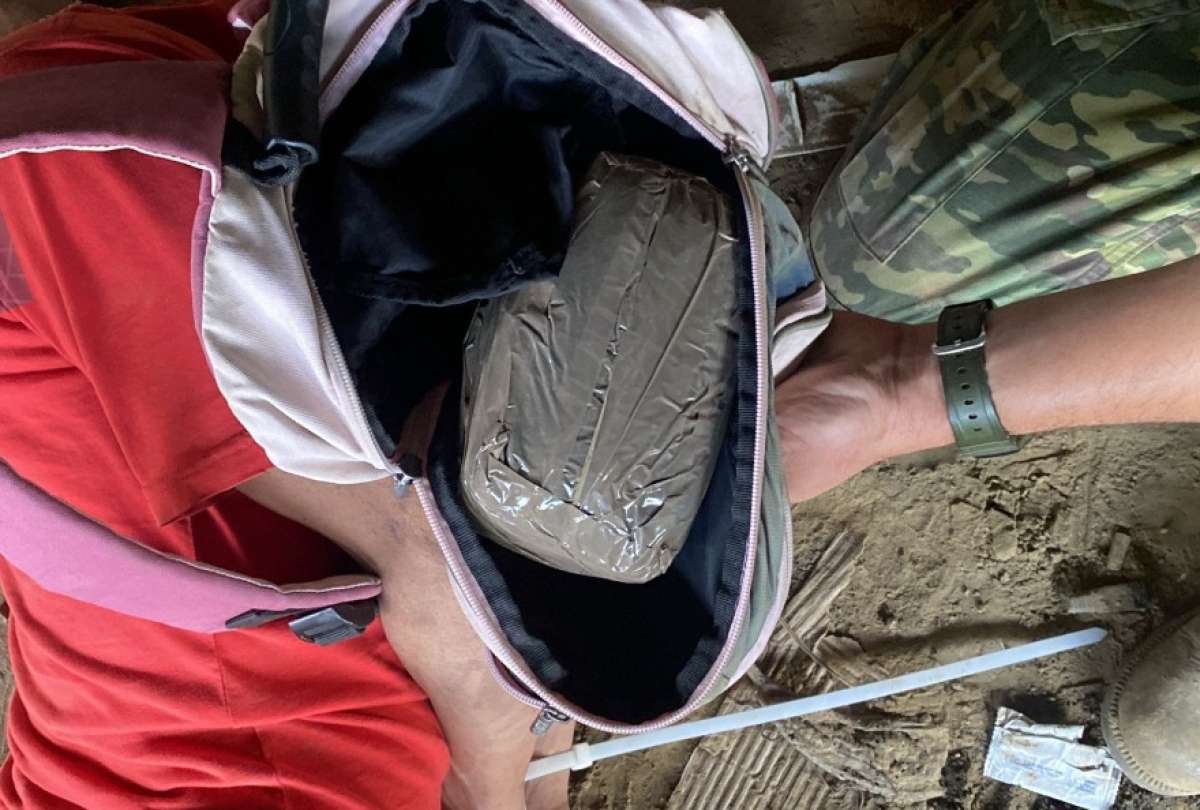  Al momento de la captura, el detenido tenía droga.