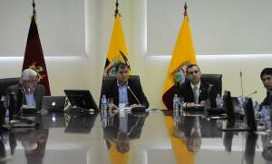 El Primer Mandatario lidera la reuni&oacute;n. Foto: Presidencia 