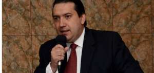 El ministro de Finanzas explic&oacute; que a pesar de los factores externos que han golpeado la econom&iacute;a, el Gobierno cumple con los recursos a los gobiernos aut&oacute;nomos descentralizados. 