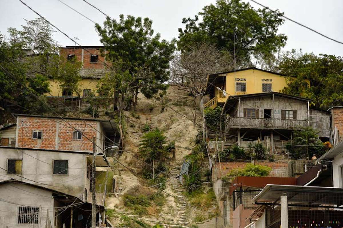 El sector de Pacheco es uno de los m&aacute;s vulnerables en Portoviejo. Los moradores ya han sido alertados sobre su situaci&oacute;n de peligro por las autoridades. Foto: Rodolfo P&aacute;rraga / El Tel&eacute;grafo