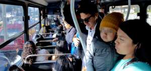 Usuarios, concejales y estudios coinciden en se&ntilde;alar que el transporte urbano de Quito no ha mejorado en calidad, comodidad, seguridad y trato.