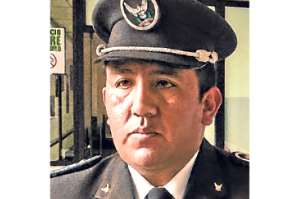 Polic&iacute;as aprenden lenguaje de se&ntilde;as