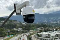 Siete nuevas cámaras se instalan en la Ruta Viva, en Quito