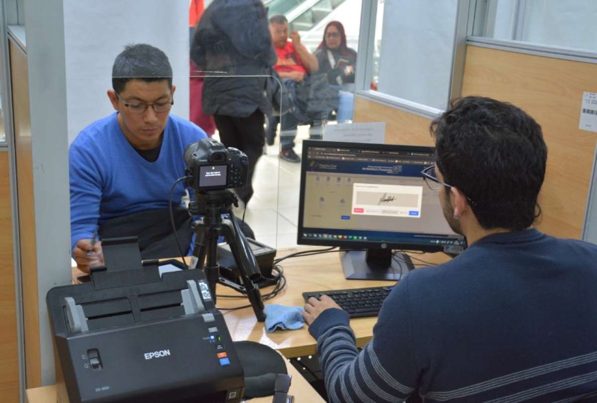 El Gobierno ampli&oacute; a 64 agencias para emisi&oacute;n de pasaportes