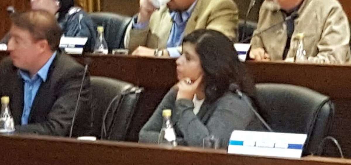 Problemas en Quitocables contin&uacute;an; concejal se&ntilde;ala que sesi&oacute;n de aprobaci&oacute;n fue ilegal