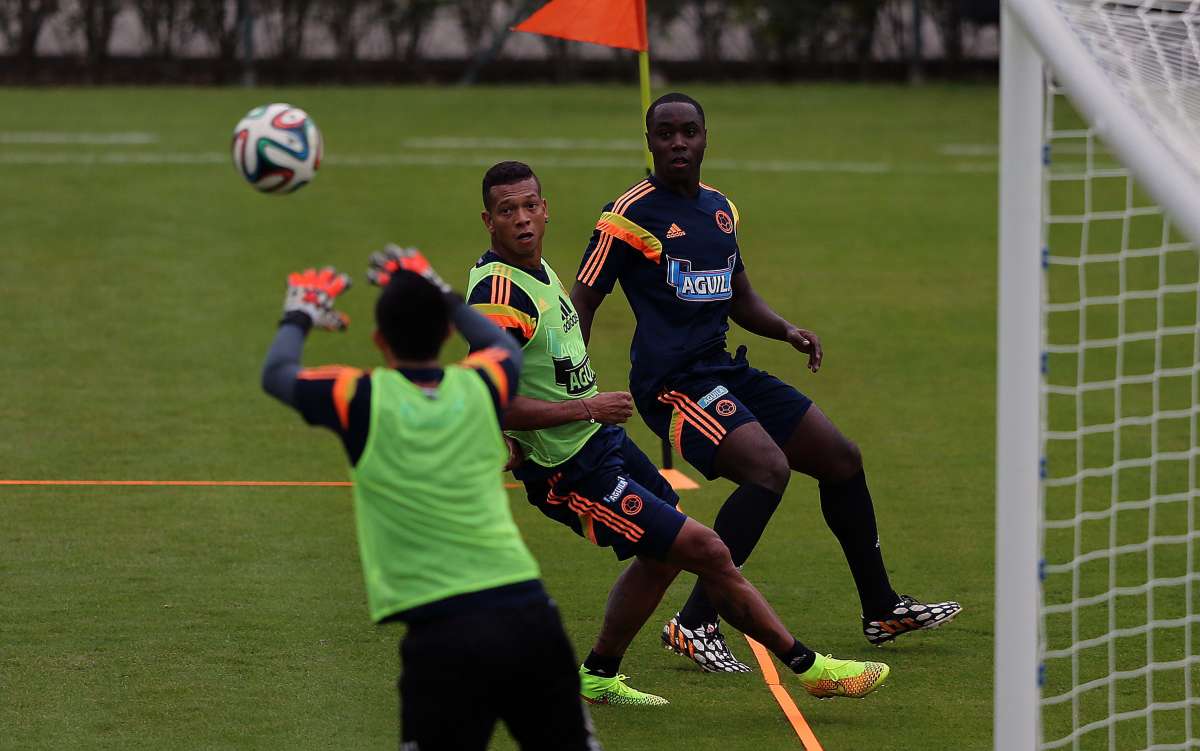 El entrenamiento no se vio afectado por el inconveniente en las gradas del Centro de Entrenamiento de Sao Paulo. Foto: EFE