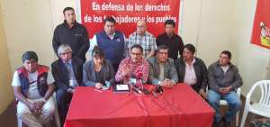 Los dirigentes del FUT brindaron una rueda de prensa en Quito. 