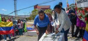 El pasado 30 de septiembre de 2014, miembros del Colectivo Juan Pablo Bola&ntilde;os Fern&aacute;ndez develaron una placa en honor del joven.