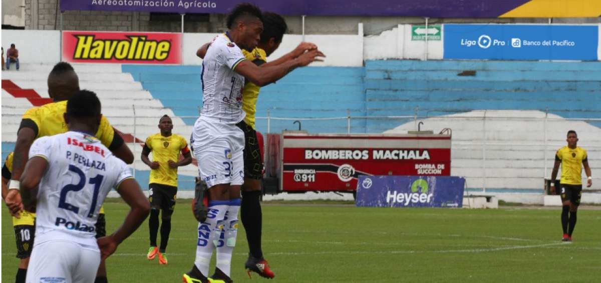 Delf&iacute;n gan&oacute; con comodidad en su debut en la LigaPro