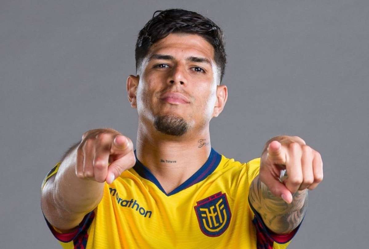  Hincapi&eacute; dedic&oacute; palabras de reconocimiento al capit&aacute;n de la Selecci&oacute;n.