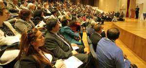 En el auditorio de la Plataforma Financiera, en el norte de Quito, se reunieron cerca de 200 participantes de la comunidad universitaria.
