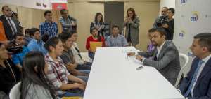 Las autoridades del CNE se reunieron con miembros del colectivo Unidos por el Desarrollo.  Foto: Fernando Sandoval/ EL TEL&Eacute;GRAFO