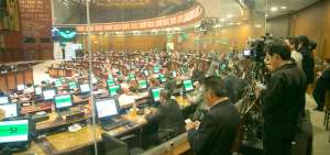 El 14 de febrero, la Asamblea aprob&oacute; 22 de la 26 objeciones del Ejecutivo.