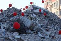 Homenaje a niños fallecidos en terremoto de Turquía