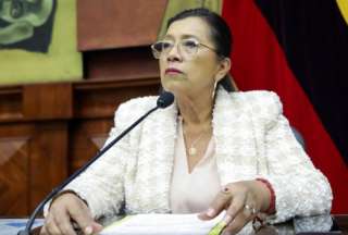 Aprueban informe que recomienda la destitución de Guadalupe Llori
